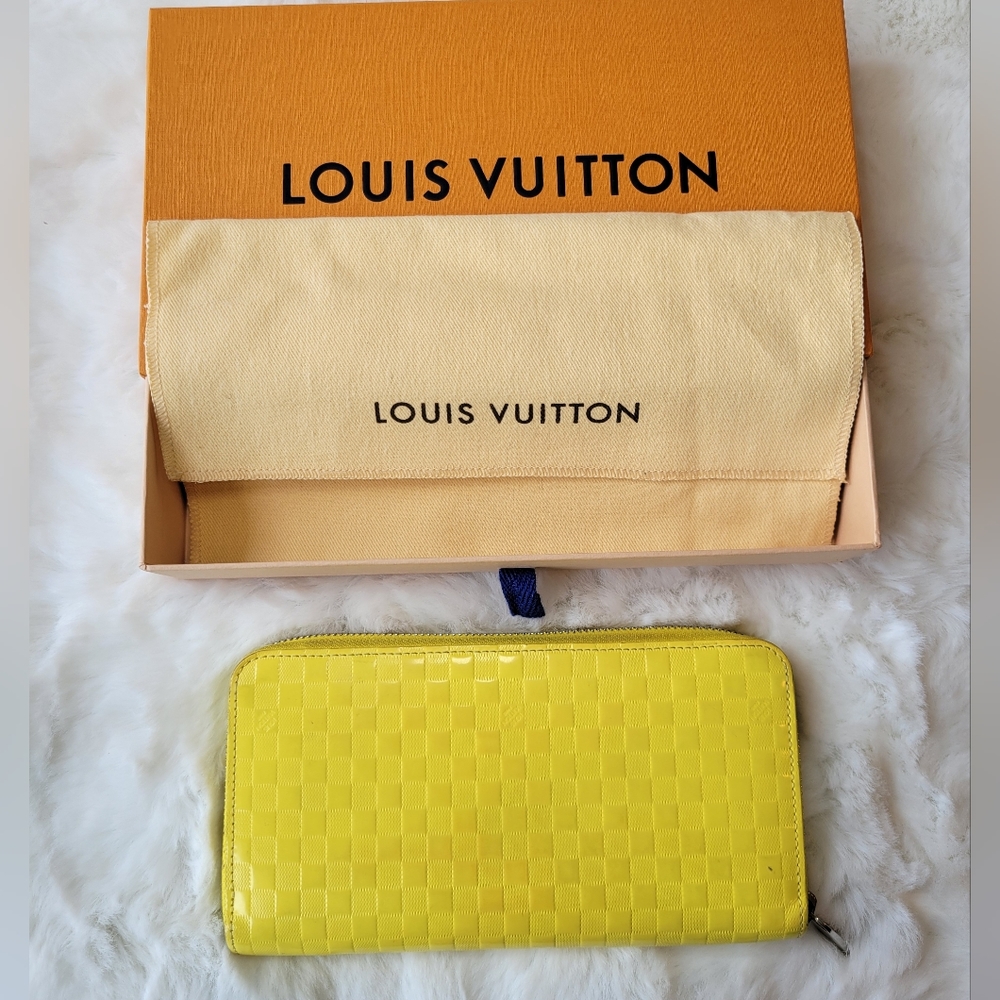Louis Vuitton Yellow Damier Vernis Zippy Wallet